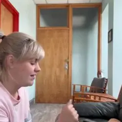 Dick sucking the boss for a raise