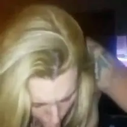 Tattoo slut loves sucking cock