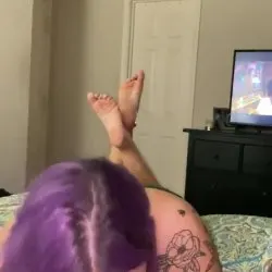 Tatted wife laying down in perfect position, sucking dick